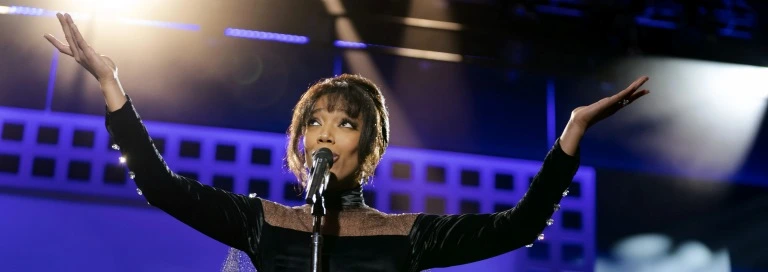 Quiero bailar con alguien: La Historia De Whitney Houston