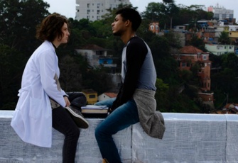 M8: Quando a Morte Socorre a Vida