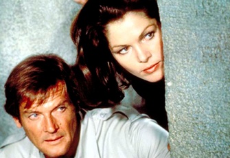 007 Misión espacial