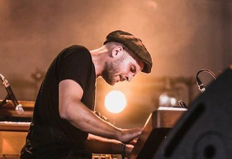 Tripping with Nils Frahm