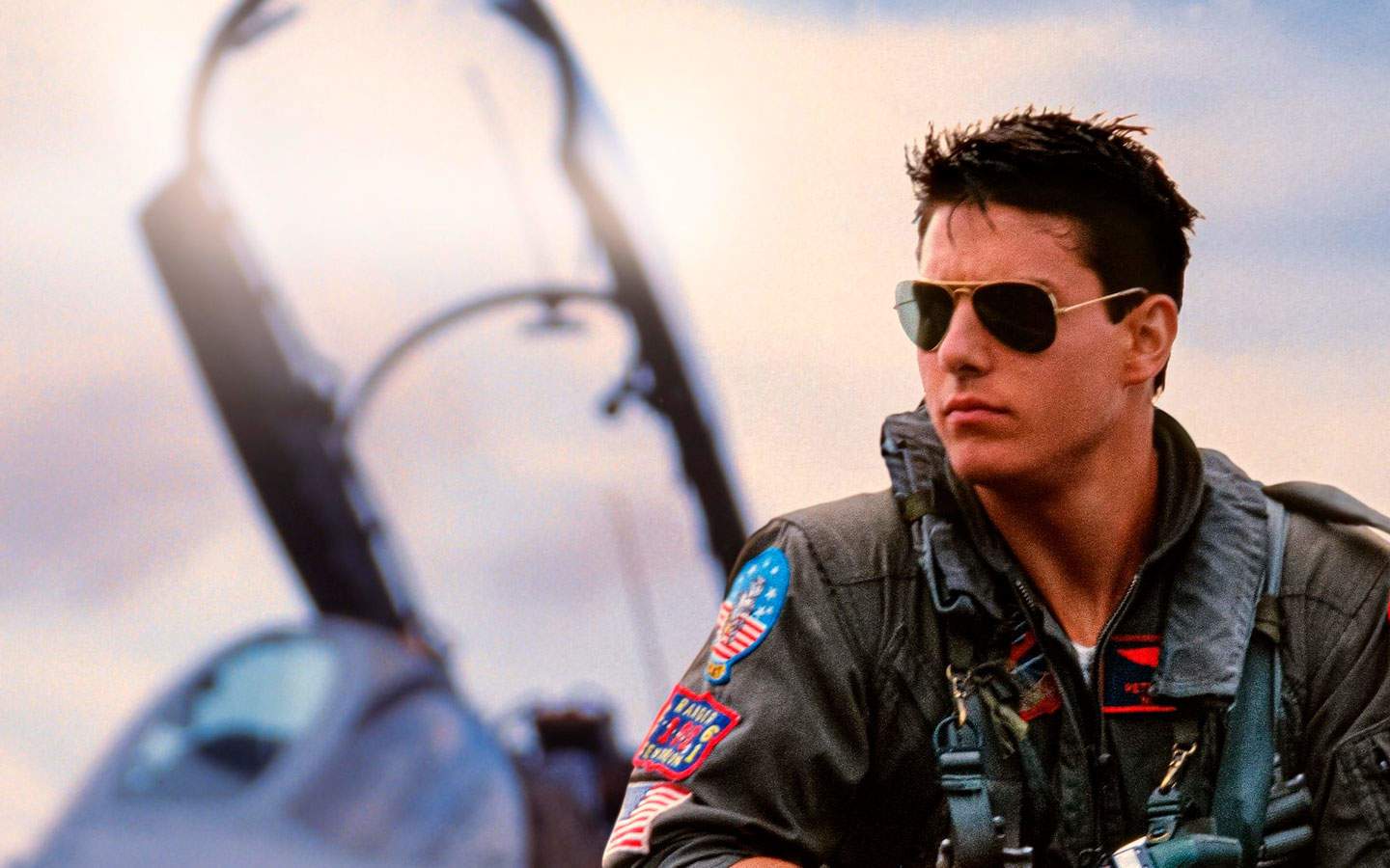 Top gun том круз. Топ ган мэверик 1986. Топ ган работает. Топ ган работает. Том круз top gun 1986.