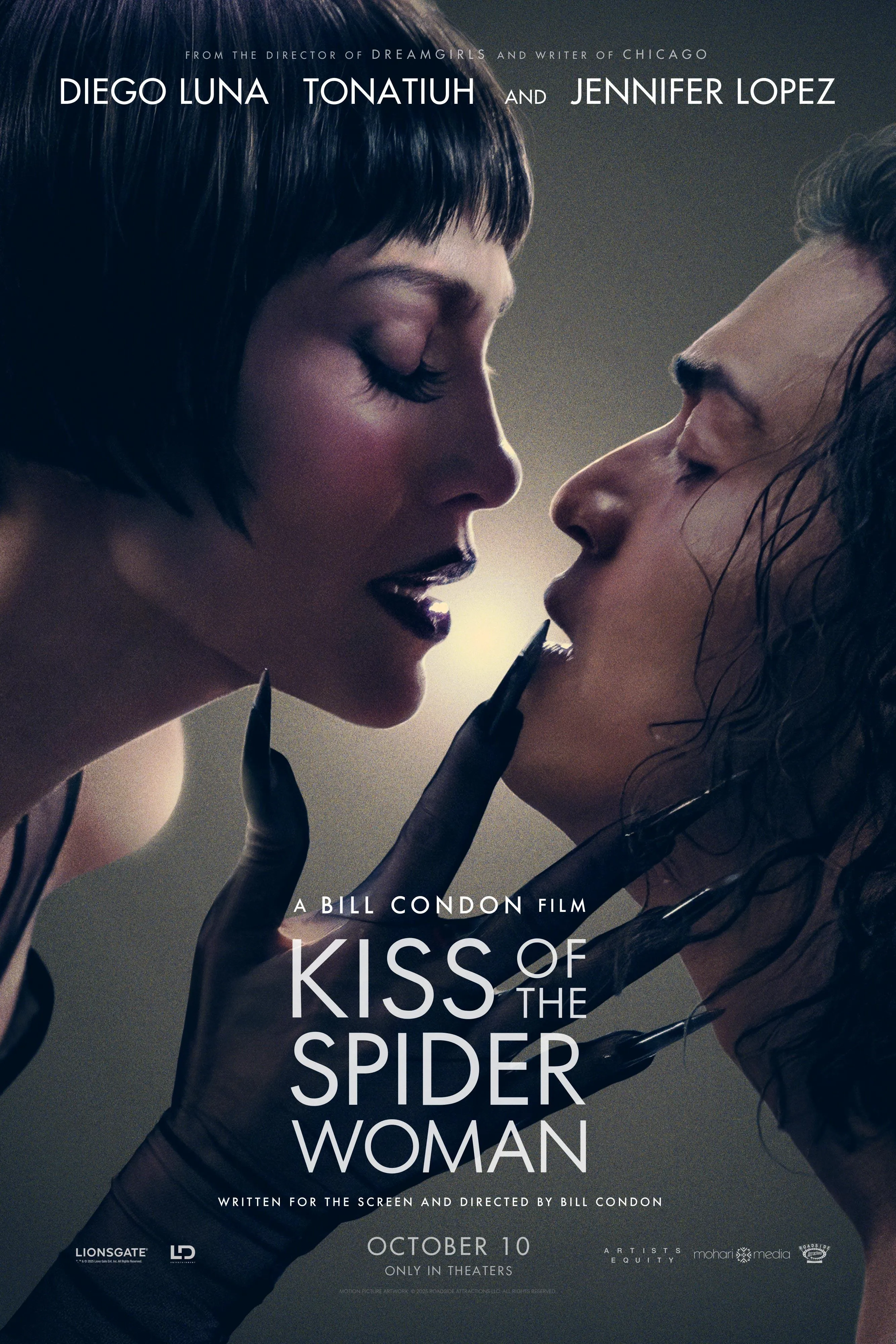 Kiss of the Spider Woman: Valentín, preso político, se une a Molina, escaparatista, en la cárcel. Molina relata un musical de Hollywood con su diva favorita. Filmelier Image