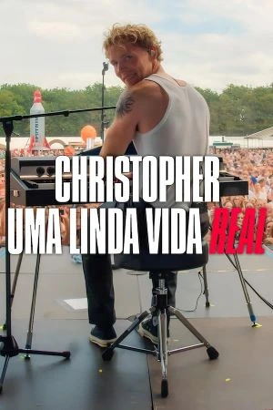 Christopher: Uma Linda Vida Real: Um ícone pop enfrenta o desafio de conciliar fama e família enquanto busca o estrelato global após um grande sucesso. Filmelier Image