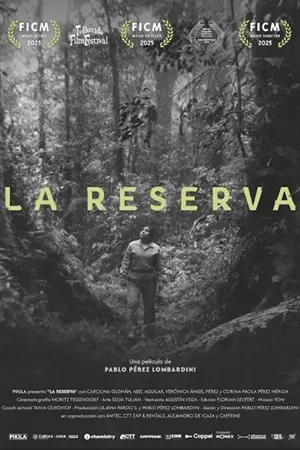 La reserva: Una forestal tenaz intenta unir a su comunidad para desalojar a unos invasores, enfrentándose a un peligro mucho mayor. Filmelier Image