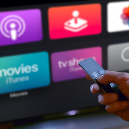 Com TV+, divisão de serviços da Apple bate recorde