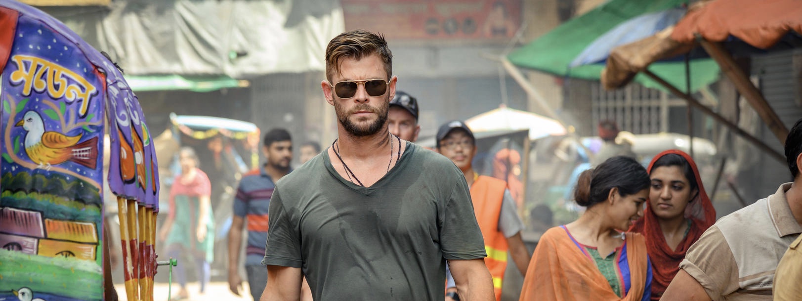 Chris Hemsworth e muita ação no trailer de ‘Resgate’, o novo filme da Netflix