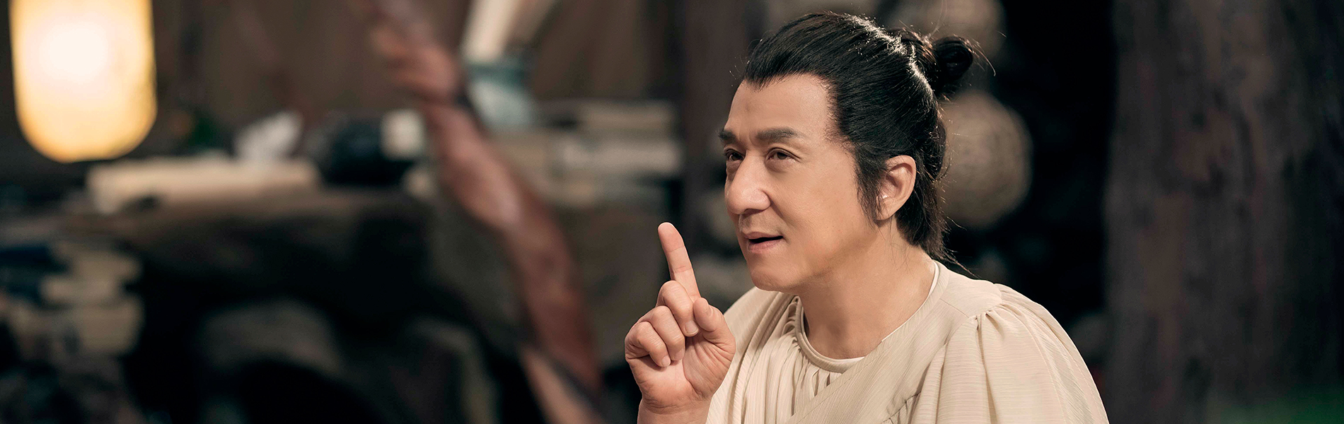 Whindersson Nunes dubla Jackie Chan no trailer de ‘Contos do Caçador de Sombras’