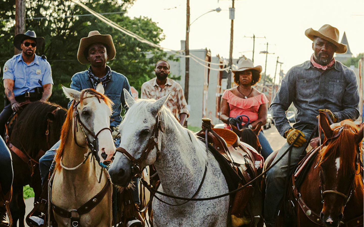 “É um olhar único sobre família”, diz Idris Elba sobre ‘Concrete Cowboy’