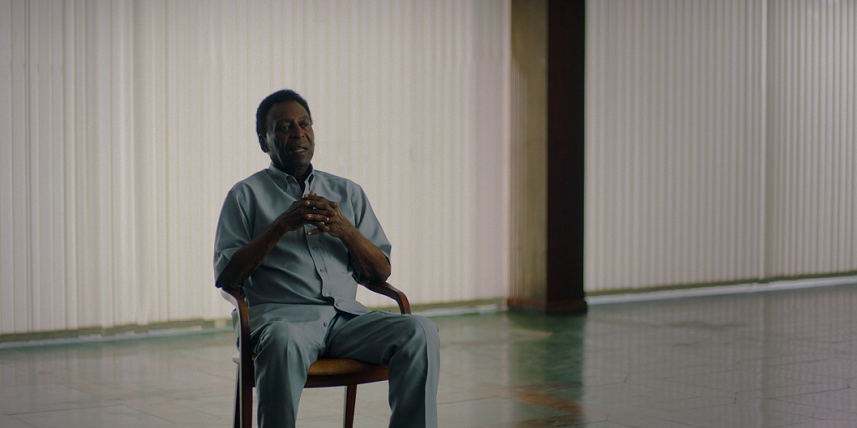 Pelé dando depoimento para o documentário que leva seu nome, da Netflix (Foto: divulgação / Netflix)