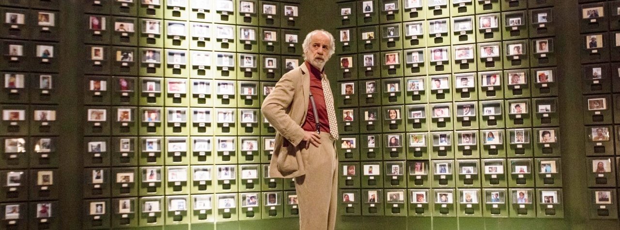Veja cenas de 'O Labirinto', filme de terror com Dustin Hoffman -  10/08/2021 - Guia - Fotografia - Folha de S.Paulo