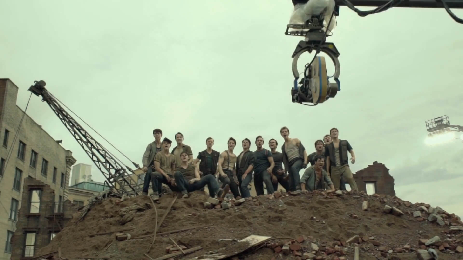 Spielberg traz a demolição do velho Upper West Side para a frente das câmeras (crédito: divulgação / 20th Century Studios) 