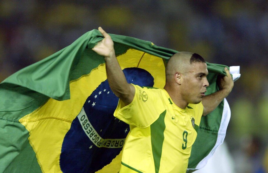 O penta: Depois dos problemas enfrentados na Copa da França, Ronaldo deu a volta por cima em 2002 (crédito: divulgação / CBF)