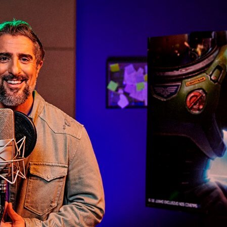 Marcos Mion dará voz ao Buzz Lightyear em novo filme da Disney e Pixar