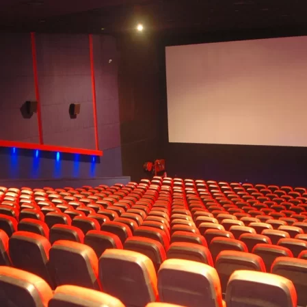 Black Friday: Cinemas e streamings fazem descontos de até 60%
