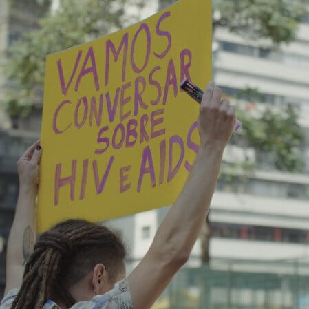 ‘Deus tem Aids’ mostra como é a vida de pessoas com HIV– sem estereótipos