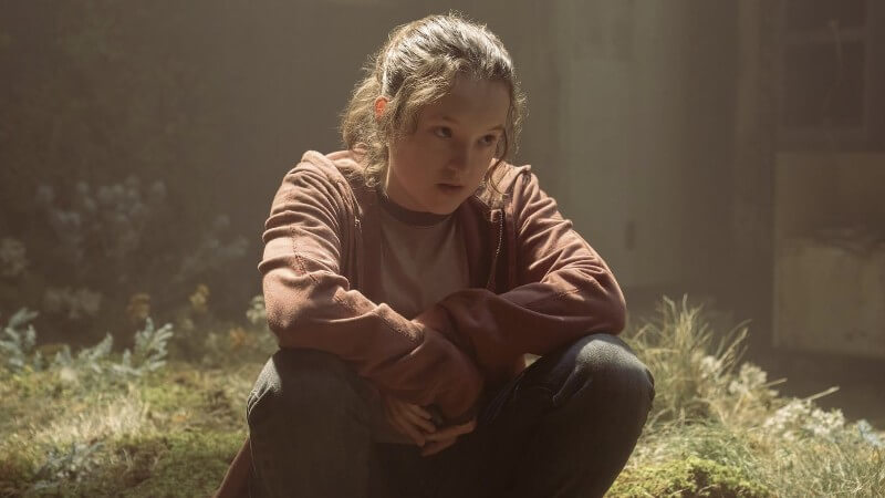 Bella Ramsey como Ellie no episódio 2 de The Last of Us