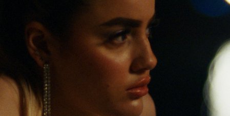 Crítica de ‘Wild Diamond’: adolescente usa beleza como arma em filme de Cannes 2024
