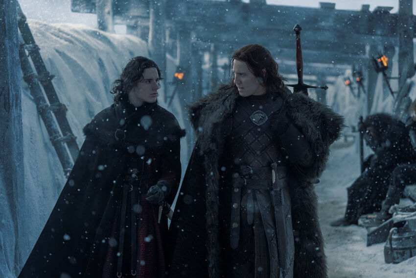 Jacaerys Velaryon, filho de Rhaenyra, e Cregan Stark, o atual Lorde de Winterfell, em cena de A Casa do Dragão