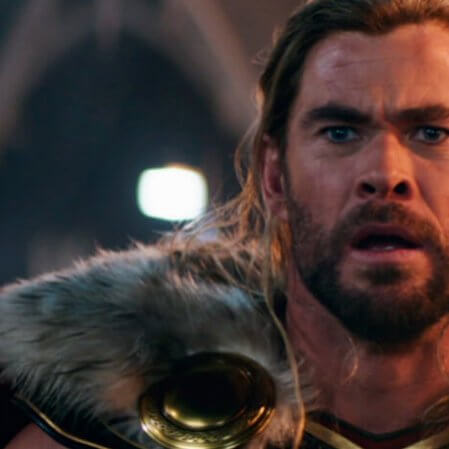 ‘Thor: Amor y trueno’ divide a la crítica internacional, que señala un guión desbalanceado y exceso de temas