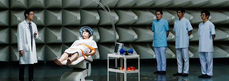 Un fantasma para servirte