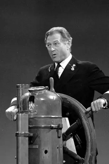 Styrmand Karlsen går i land