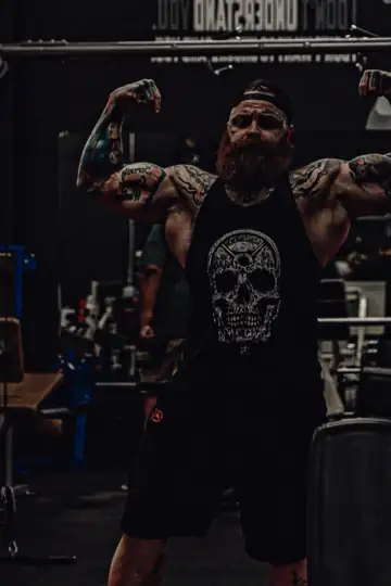 Iron Resilience: A 245lb Odyssey to Bodybuilding Victory