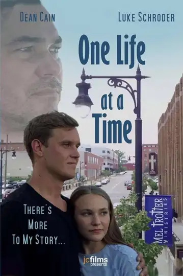 One Life at a Time: Um herói enfrenta os desafios e concepções erradas sobre a população sem-teto em Michigan, destacando a importância da conscientização.