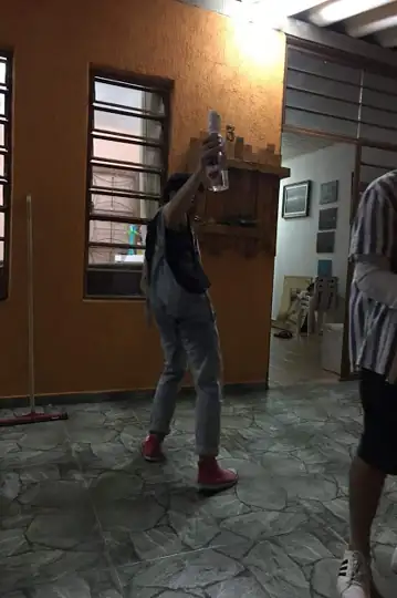 A bruxa de blair só que a bruxa se chama tequila