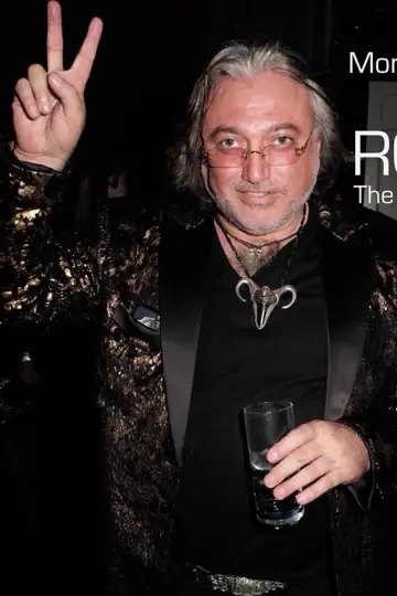 Robbie's War: The Rise and Fall of a Playboy Billionaire