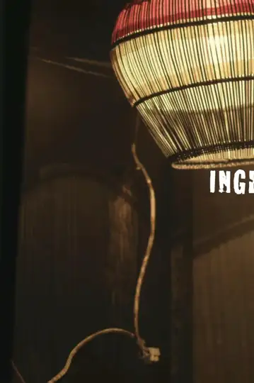 There is no information available about the Portuguese title of the movie with the English title 'Inget ljus i tunneln' and IMDb code 'tt2075219'.