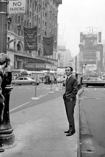 Charles Aznavour: Un francais à New York