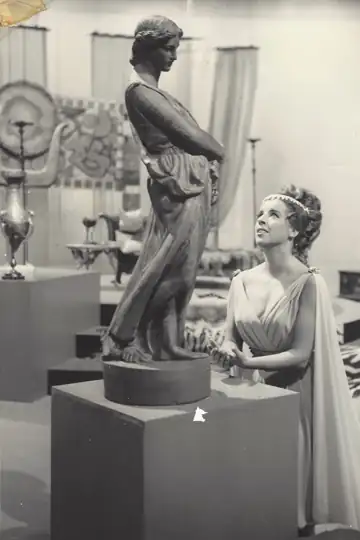 Le miroir à trois faces: Thaïs